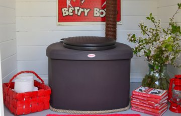 How to make the dry toilet function well